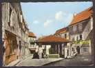 46 LACAPELLE-MARIVAL, Place De La Halle, Magasin Chaussures Reilhac, Mobylette, CPSM 10x15, Ed Apa Poux, Voyagé, Plis - Lacapelle Marival