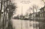 PARIS ..Tour Eiffel  ..Inodations 1910.Avenue De Versailles - Eiffeltoren