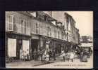 77 LA FERTE GAUCHER Rue De Paris, Très Animée, Commerces, Ed Rousseau, 191? - La Ferte Gaucher