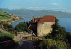 CPSM.  CHATEAU DE GLEROLLES. LAC LEMAN ET LES ALPES.(VIEILLE VOITURE). DATEE 1983. DENTELLEE. - Rolle