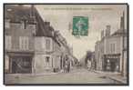 18 SAINT AMAND MONTROND - Rue D´Austerlitz, Animée, Attelage, Hôtel, Tabac, Voyagé 1911 - Saint-Amand-Montrond