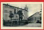 PEZENAS PLACE DE LA REPUBLIQUE ET LES HALLES RUCHE DU MIDI CARTE EN TRES BON ETAT - Pezenas