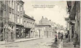 La Fere  Rue Republique Imprimerie Du Progres  (  Animée  ) - Fere En Tardenois