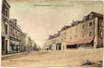 C.P. A   (   SILLE LE GUILLAUME  " Place Saint -Etienne  " Bellle  Prise De Vue Animée Rare ) - Sille Le Guillaume