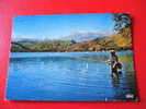 CPM THEME PÊCHE-63.077.55-AUVERGNE LAC CHAMBON(P-DE-D-63) SUP.60HA-PLAISIR DE LA PÊCHE -PÊCHEUR A LA MOUCHE?? - Fishing