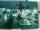 FRANCAVILLA FONTANA PAESE BRINDISI PIAZZA DI NOTTE E MONUMENTO AI CADUTI VB1968 BG10521 - Brindisi