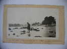 Un Abbé...léger Sautant Sur Les Rochers En Mer à CARQUEIRANNE  (Montage Photo Sur CPA Vers 1900-1905) - Carqueiranne