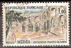 Timbre France Y&T N°1318a (01) Obl. Médéa (variété : Monument Vert Olive). 1.00 F. Dallay 20,00 € - Used Stamps