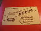 BUVARD :YOGHOURT DANONE-TAILLE: 21X13CM - Milchprodukte