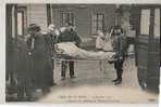 Inondation Paris 1910..Transport Des Malades De L'hopital Boucicault - Santé