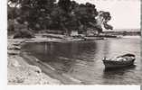 BOULOURIS 83 La Plage Au Bord De Mer En Date De 1956 Avec Timbre Recto Editions Sept Véritable Photo Carte Dentelée - Boulouris