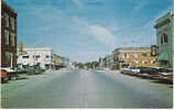 Sedan Kansas Main Street View On Vintage Postcard, 50s And 60s Vintage Autos - Altri & Non Classificati