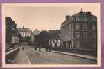 AUBUSSON - Place Du Palais Et Collège - Héliogravure Combier - Aubusson