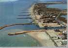 CPSM.  FRONTIGNAN PLAGE. VUE AERIENNE SUR LA PLAGE. FOND COLLINE MONT ST CLAIRE SETE. DATEE 1973. - Frontignan