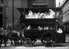 CPSM.   PARIS 1900.  PREMIERE COMMUNION. - Comuniones