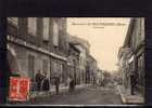 32 FLEURANCE Rue Cadéot, Animée, Facteur, Commerces, Coiffeur, Ed Barrieu, Souvenir, 1911 - Fleurance