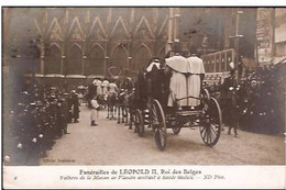 FUNERAILLES DU ROI LEOPOLD II-VOITURES DE LA MAISON DE FLANDRES-BRUXELLES-EGLISE SAINTE GUDULE - Beroemde Personen