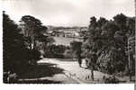 CPSM Dentelée Noir Et Blanc AUDIERNE Le Pont Pris Du Chateau Colonie De Vacances De La Ville Du Mans - Audierne