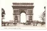 PARIS   -    ** L´ARC DE TRIOMPHE DE L´ETOILE **     -    Editeur : ? - Distretto: 17