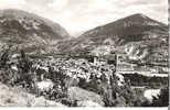 CPSM Dentelée  Noir Et Blanc  EMBRUN  Vue Générale - Embrun