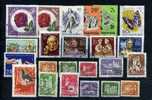 HONGRIE  Lot N° 11 TIMBRES AVEC  CHARNIERES - Collezioni