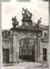 Jolie CP Photo 85 Fontenay Le Comte Le Portail Louis XIII Surmonté D'1 Groupe De Laocoon Entre Statues Hercule Et Diane - Fontenay Le Comte