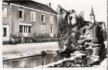 CHIDDES 58 La Fontaine Ernest Berger Editions Combier Avec Timbre Recto Carte Dentelée Véritable Photo - Pouilly Sur Loire