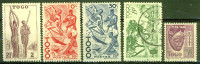 Pileuses De Mil, Travail Du Manioc - TOGO - Cases Cabraises, Masque Traditionnel - N° 182-236-238-251-T.37 - Unused Stamps