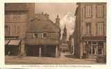 65 - LANDERNAU - VIEILLE MAISON DES TROIS PILIERS ET L'EGLISE SAINT-HOUARDON - Landerneau