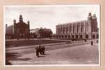 HORSHAM QUADRANGE CHRIST'S HOSPITAL 1930s- REAL PHOTOGRAPH VALENTINE'S 11909 - ENGLAND INGLATERRA INGHILTERRA -6170A - Andere & Zonder Classificatie