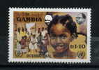 GAMBIA      1985    International Youth Year  1d10  Girl And Griot Story Teller - Gambia (1965-...)