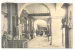 71 )) LOUHANS, Sous Les Arcades, Ed G.B. N° 149, ANIMEE, Commerces - Louhans