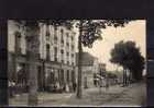 93 NEUILLY SUR MARNE Rue De Paris, Hotel Du Cheval Blanc, Maison Moussot, Animée, Ed Faciolle, 191? - Neuilly Sur Marne