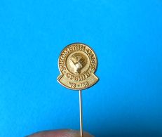 SERBIAN HANDBALL FEDERATION 1948-1988 Old Jubilee Pin Badge Hand-ball Association Balonmano Pallamano Palla A Mano - Handball