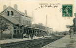 80 - CPA Moreuil - Intérieur De La Gare - Moreuil