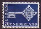 Q8768 - NEDERLAND PAYS BAS Yv N°871 - Used Stamps