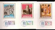 5 CARTES MAXIMUM - TTB- THEME : U.N.E.S.C.O. - Dates Visibles Aux Scans. - Collections, Lots & Series