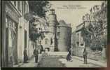 29 PONT L'ABBE Entrée De La Rue Kéréon, Le Château - Pont L'Abbe