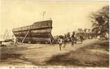 Carte Postale Ancienne Guinée Française - Conakry. La Plage De Boulbine. Chantiers Des Travaux Publics - Chantier Naval - Frans Guinee