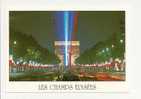 Paris Et Ses Merveilles: Avenue Des Champs Elysees, Arc De Triomphe, La Nuit, Photo Gerard Chardonnet (09-272) - Champs-Elysées