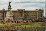 London Victorial Memorial And Buckingham Palace - Buckingham Palace