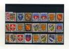 - FRANCE . ENSEMBLE DE TIMBRES DE FRANCE . ARMOIRIES . - 1941-66 Armoiries Et Blasons