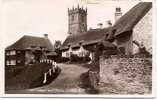 OLD COTTAGES AND CHURCH . GODSHILL .   I.W. - Sonstige & Ohne Zuordnung