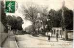 COMBS-LA-VILLE (S.-&-M.) - Avenue Du Chemin De Fer - Combs La Ville