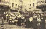 CPA. REPRO.  CLERMONT FERRAND. PLACE DU MARCHE AUX POISSONS. LES TRIPIERES - Marktplaatsen