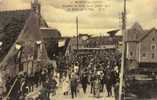 CPA. REPRO. MORET SUR MOING. CONCOURS DE PECHE DU 21 JUILLET 1912. LE DEFILE SUR LE PONT. - Angelsport