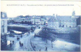 LANNION  Vue Prise Vers La Gare Au Premier Plan La Communauté St Anne - Lannion