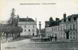 02 - FERE En TARDENOIS - La Place Et La Fontaine - Fere En Tardenois