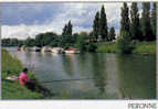 Carte Postale   80.  Péronne  Partie De Pêche Au Port  De Plaisance Trés Beau Plan - Peronne