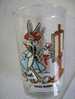 VERRE A MOUTARDE  PUBLICITAIRE DECORE DESSIN ANIME BUGS BUNNY ET SA FIANCEE - Bicchieri